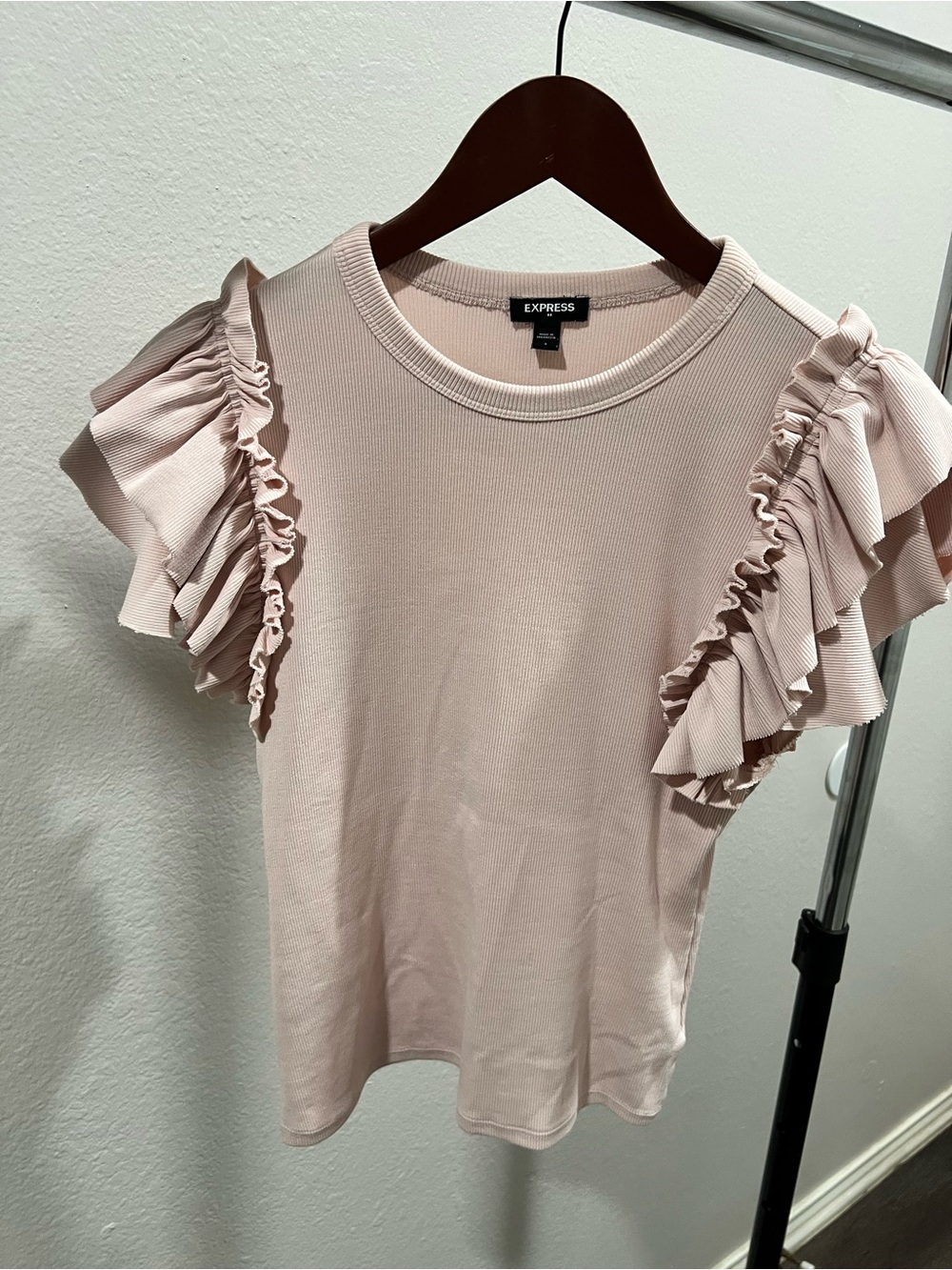 Express Pale Blush Ruffle Sleeve Tee